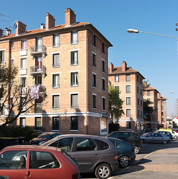 l'habitat collectif de l'OIN ORSA (Opération d'intérêt national Orly-Rungis-Seine-Amont)