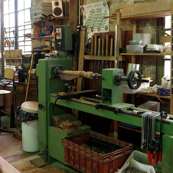 Fontainebleau - usine de menuiserie Barre, actuellement ébénisterie Atelier Saint-Louis