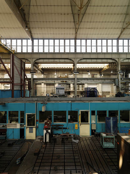 Usine de matériel électrique industriel Schneider et Cie, puis Le Matériel Electrique Scheider-Westinghouse (SW), puis Jeumont-Schneider (JS), actuellement ensemble industriel appelé "Espace Technologique et Industriel de Champagne-sur-Seine" (zone ETIC)