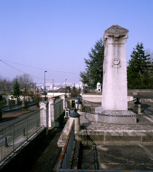 Ossuaire dit Monument commémoratif de la Bataille de Champigny