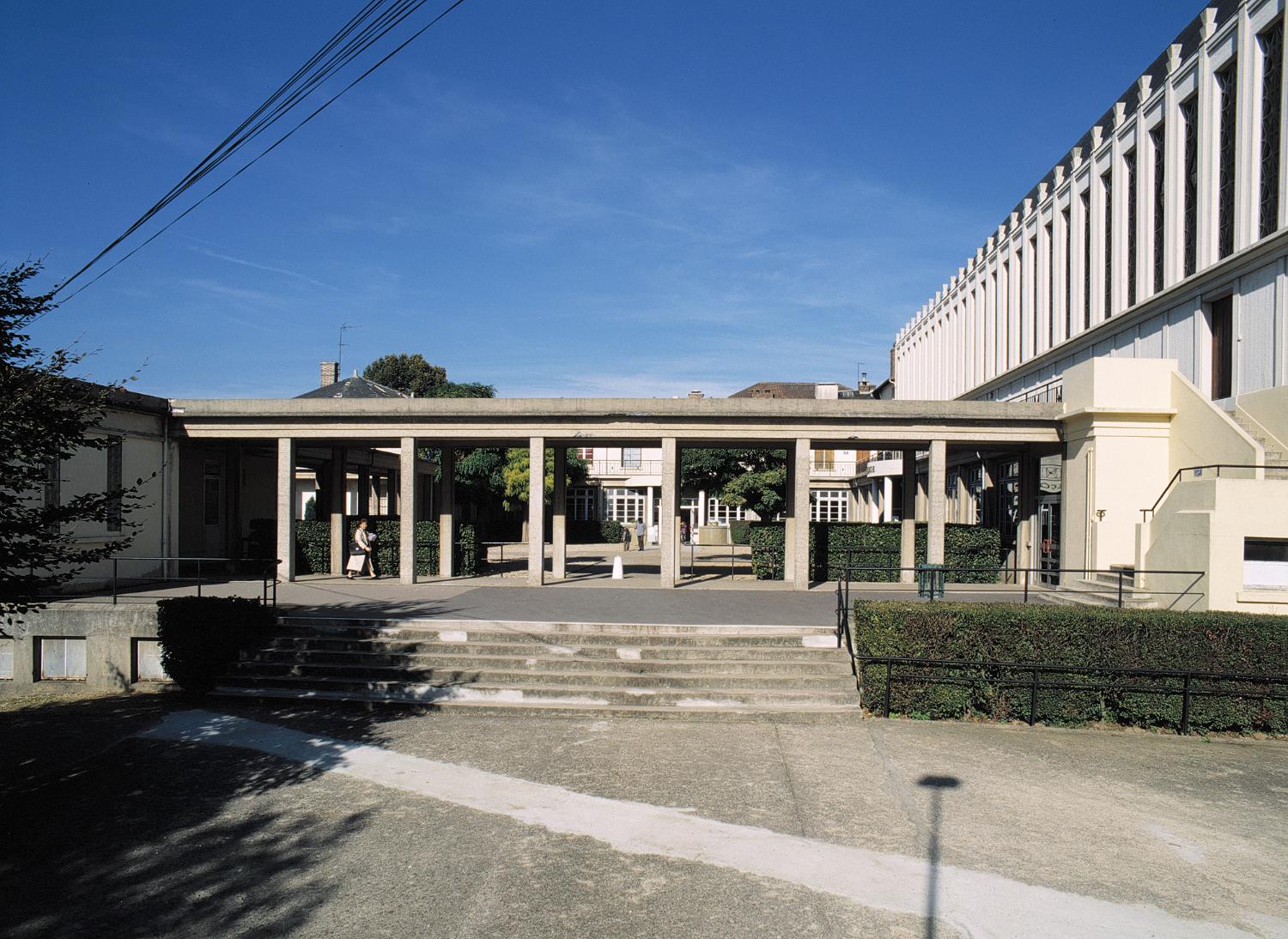 groupe scolaire, dit école Saint-Charles