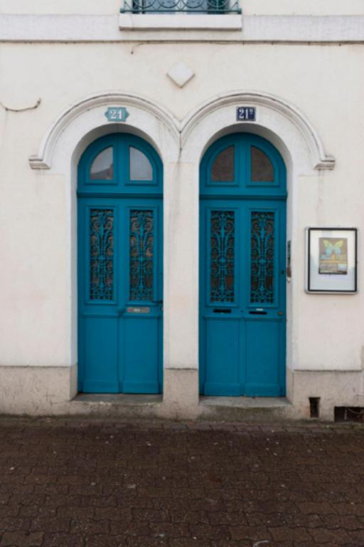hôtels, maisons, immeubles