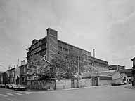 Scierie Cavillet, puis usine de bois de placage Société parisienne de bois tranché et déroulé, puis Société parisienne de tranchage et déroulage, puis société Maréchaux, puis entrepôt commercial (détruit après inventaire)