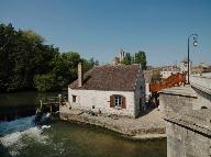 Moret-sur-Loing - Moulin à tan Est (vers la rive droite), appelé "moulin Lebrasseur"