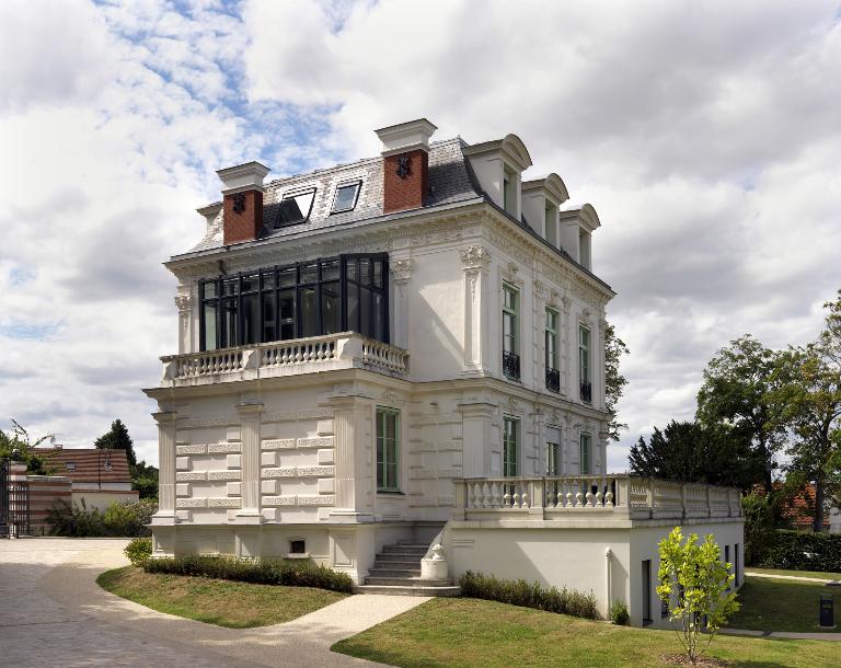 Villa "La Houssaie" 8, rue de Paris