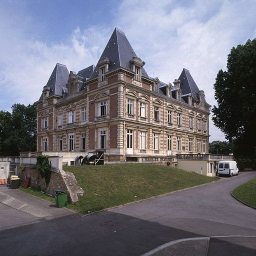 château des Bergeries, aujourd'hui école nationale de police de Draveil