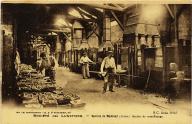 Atelier de ramollissage de la Société des lunetiers de Montreuil, 137, rue de Paris. Carte postale. (Musée de l'histoire vivante, Montreuil. 7 F 82)