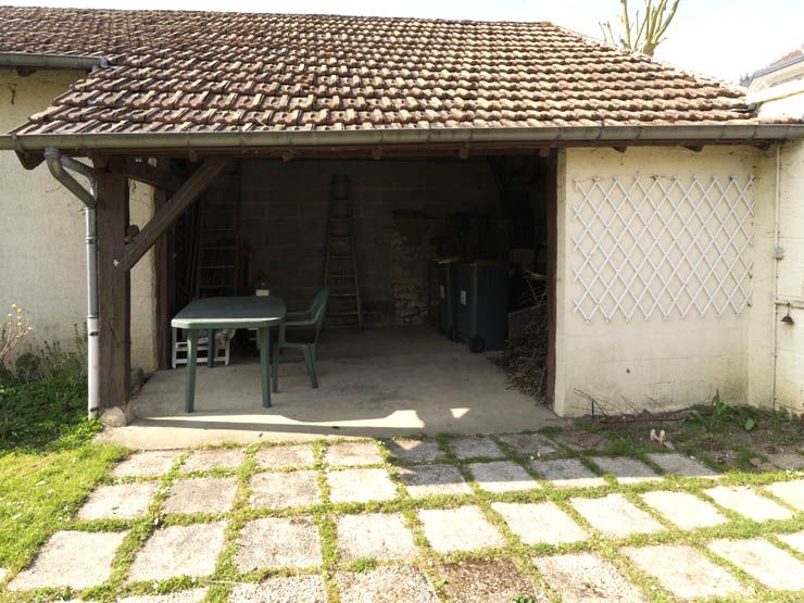 Héricy - atelier de charpentier Canteau, actuellement logement