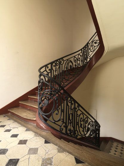 rampe d'appui, escalier de la maison à porte cochère (non étudié)