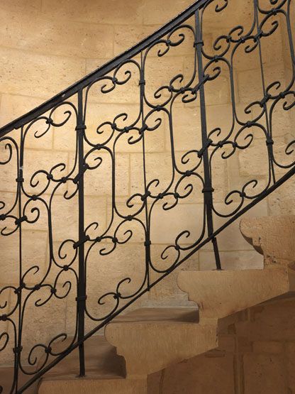 rampe d'appui, escalier de la chapelle de l'hôtel de Beauvais (non étudié)