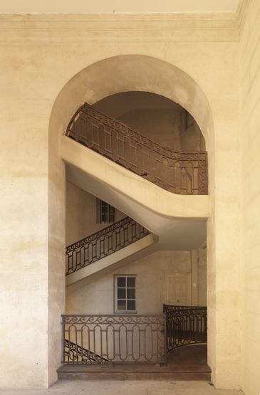 rampe d'appui, escalier secondaire de l'Ecole militaire