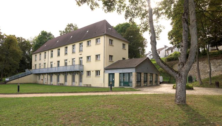 Couvent des Cordeliers, actuellement centre d'arts plastiques et visuels Abel-Lauvray