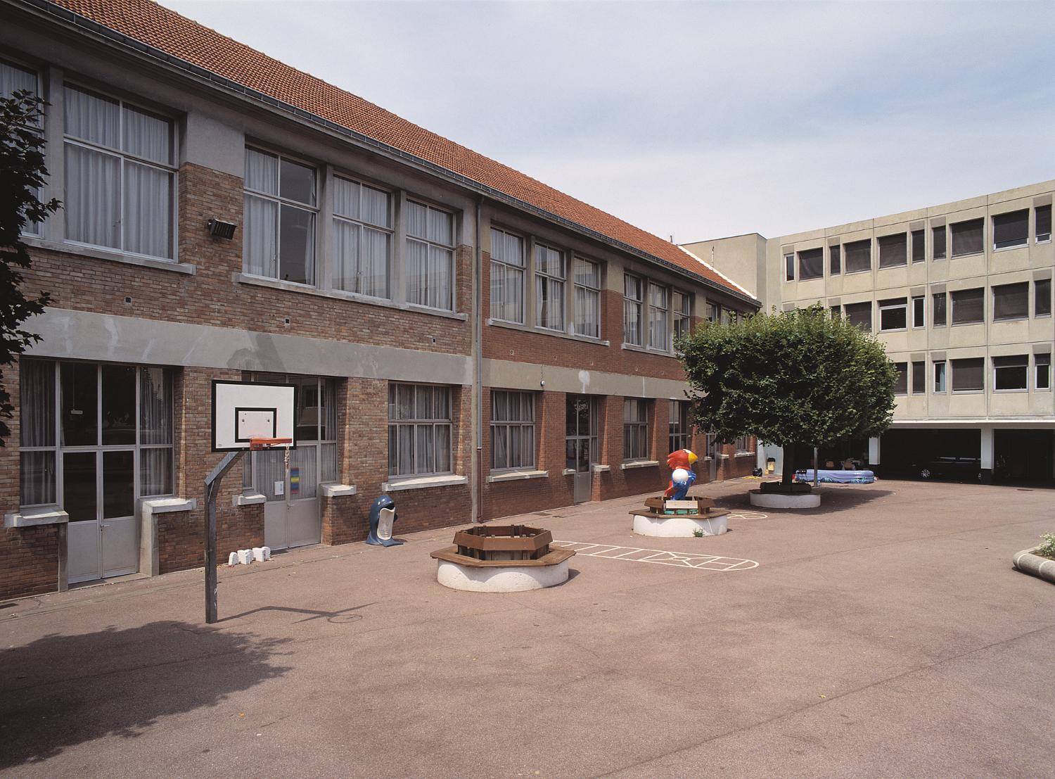 école primaire Jules-Ferry, collège Pierre-de-Ronsard