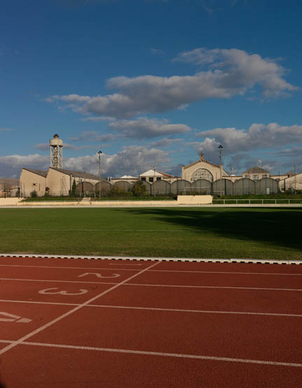 Usine de matériel électrique industriel Schneider et Cie, puis Le Matériel Electrique Scheider-Westinghouse (SW), puis Jeumont-Schneider (JS), actuellement ensemble industriel appelé "Espace Technologique et Industriel de Champagne-sur-Seine" (zone ETIC)