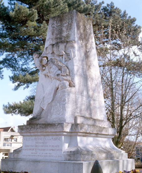 Monument aux Morts des Guerres de 1914-1918 et de 1939-1945