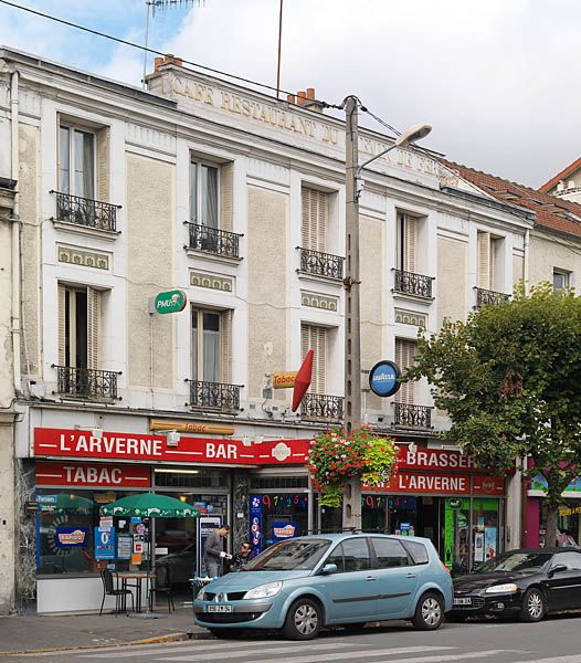 l'habitat collectif de l'OIN ORSA (Opération d'intérêt national Orly-Rungis-Seine-Amont)