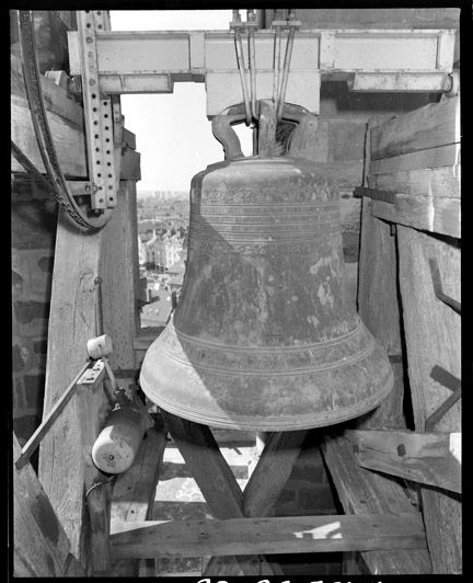 Campagne photographique sur le patrimoine de Mantes-la-Jolie en 1977