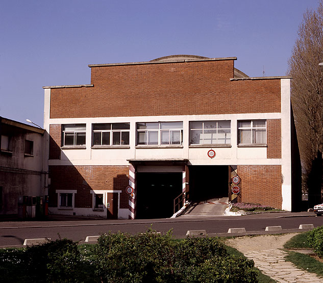 Usine de petite métallurgie de la Société des tubes de Montreuil, actuellement garage municipal