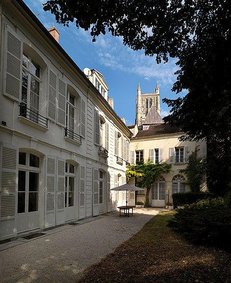 hôtel Prévost de Longpérier, actuellement sous-préfecture