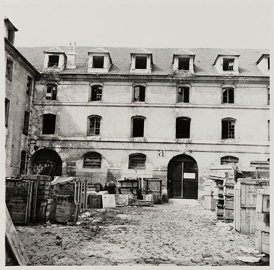 abbaye Notre-Dame, puis quartier de cavalerie Luxembourg