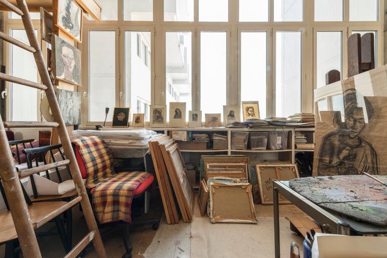 Atelier du peintre d'Isaac Celnikier (Varsovie, 1923-Paris, 2011), situé dans l'ensemble de logements "Jeanne-Hachette"