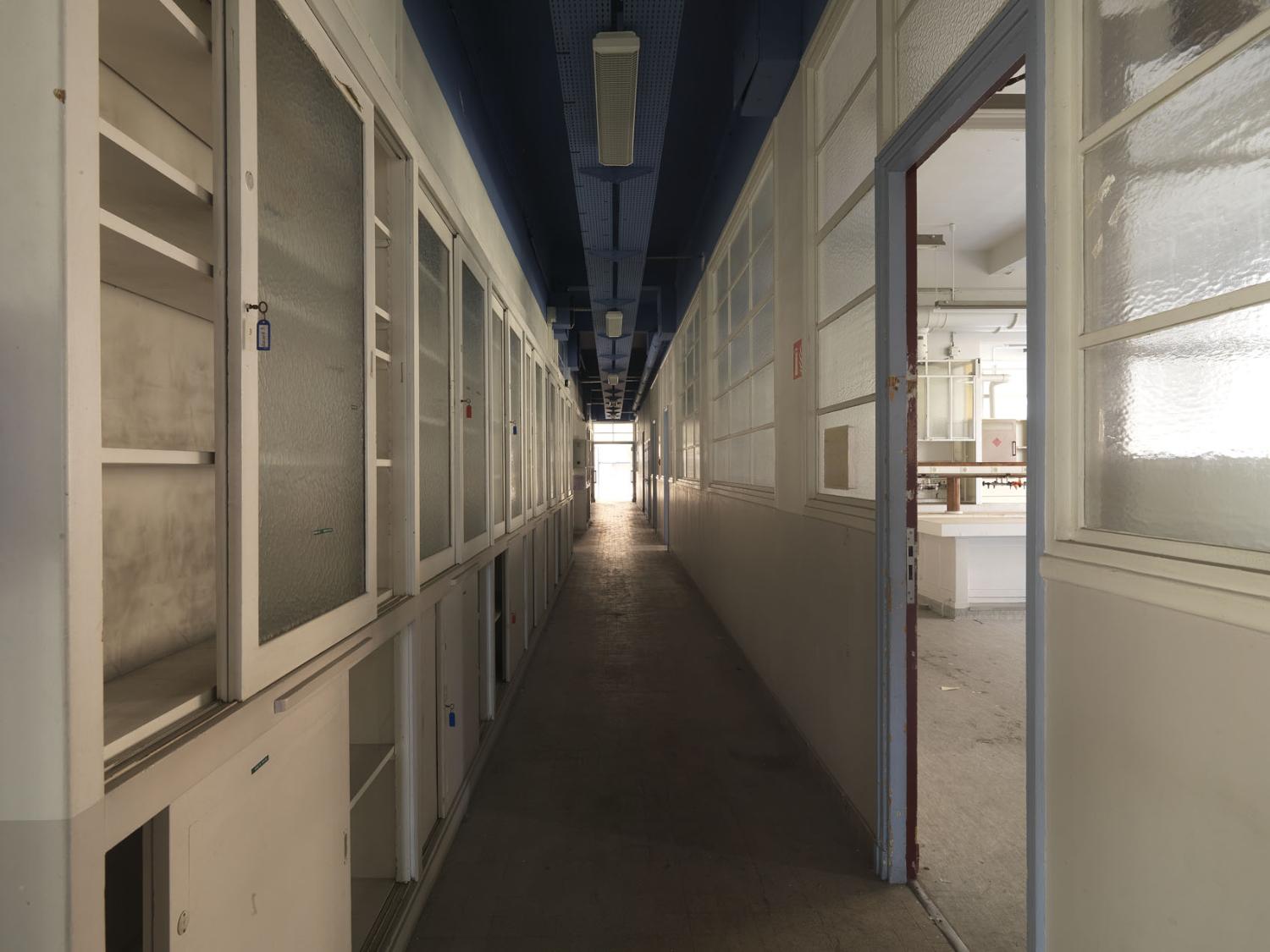 usine ex Roussel-Uclaf