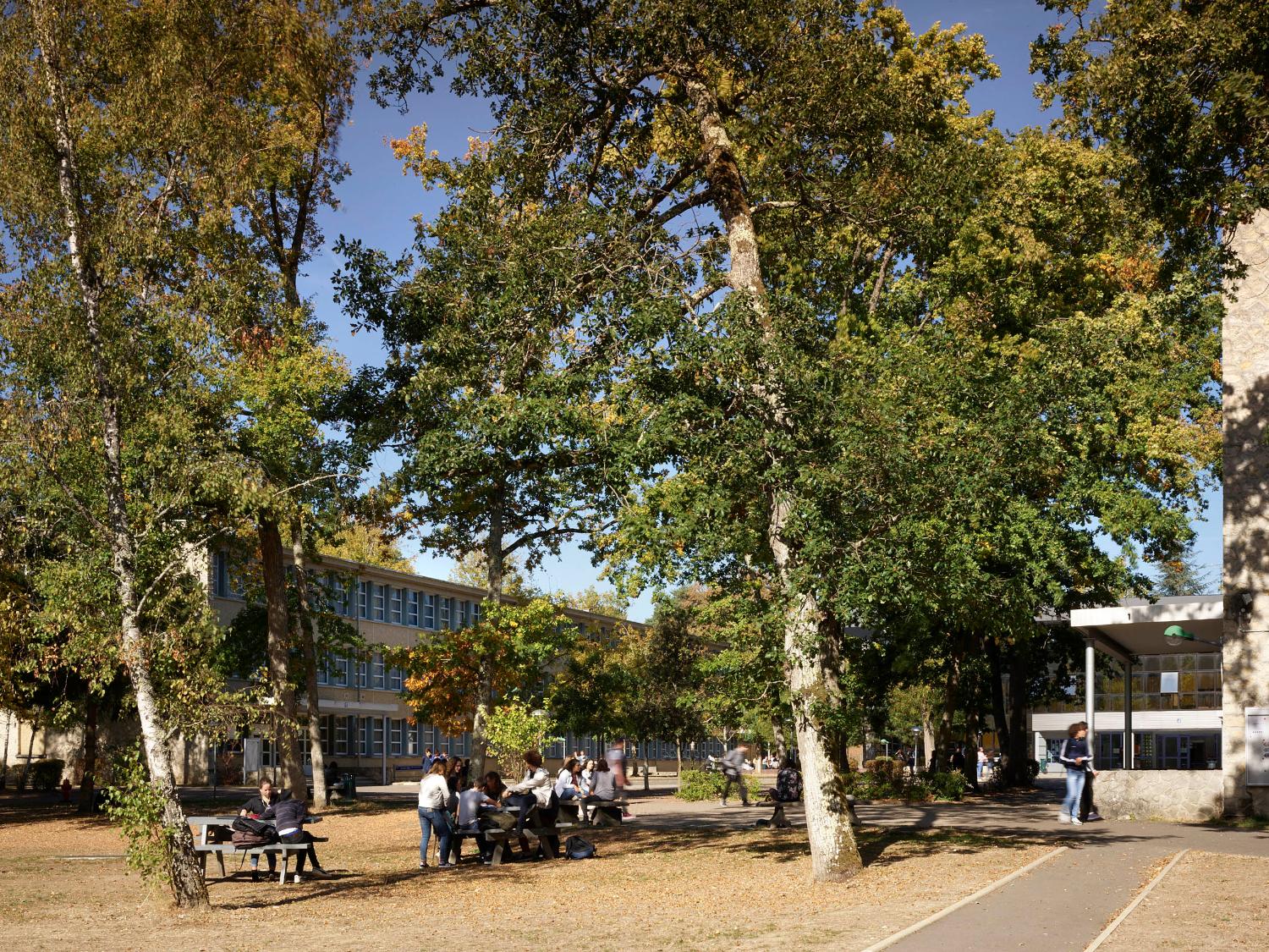 Lycée François-Couperin