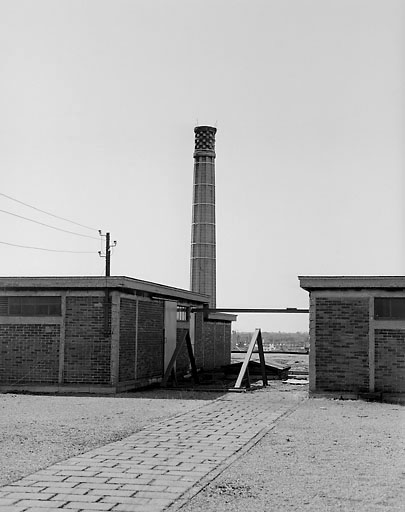 Scierie Cavillet, puis usine de bois de placage Société parisienne de bois tranché et déroulé, puis Société parisienne de tranchage et déroulage, puis société Maréchaux, puis entrepôt commercial (détruit après inventaire)