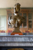 Buste de Juliette Adam