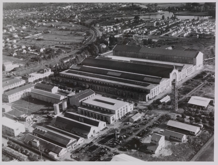 Usine de matériel électrique industriel Schneider et Cie, puis Le Matériel Electrique Scheider-Westinghouse (SW), puis Jeumont-Schneider (JS), actuellement ensemble industriel appelé "Espace Technologique et Industriel de Champagne-sur-Seine" (zone ETIC)