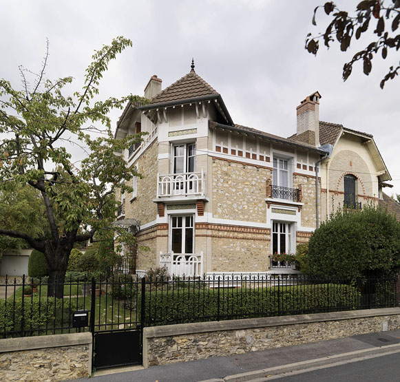 Les maisons et immeubles d'Enghien-les-Bains