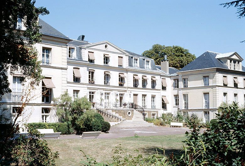 Château dit Maison Nationale des Artistes