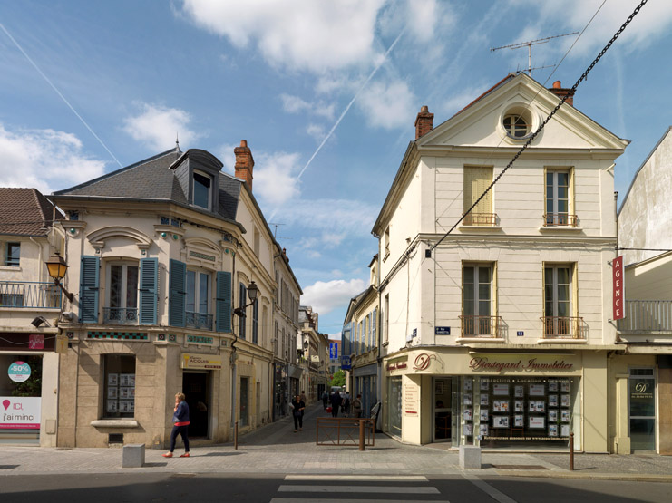 hôtels, maisons, immeubles