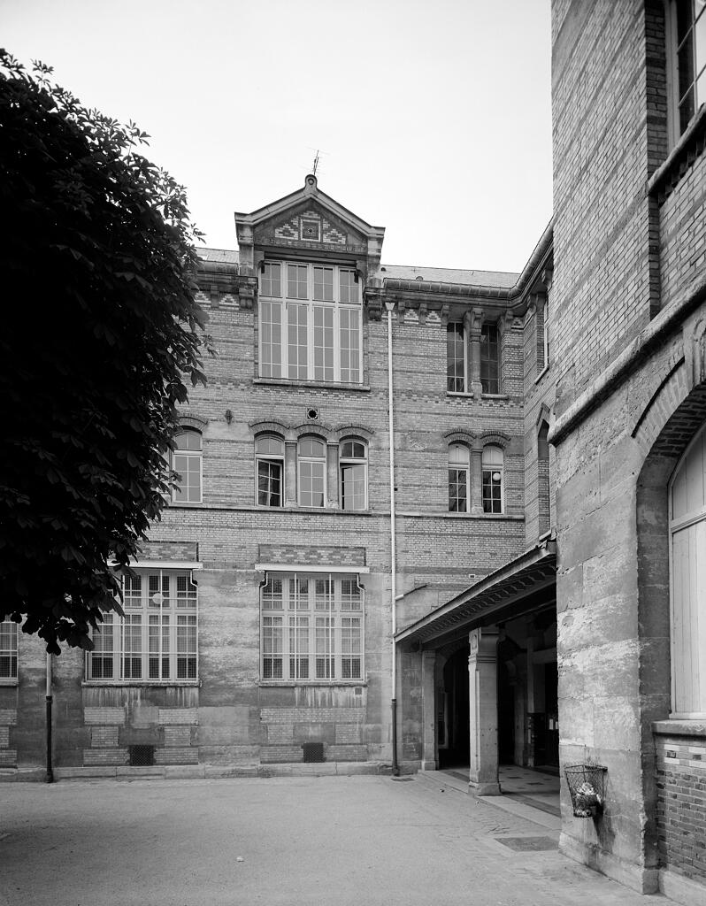 Lycée dit Lycée Lakanal