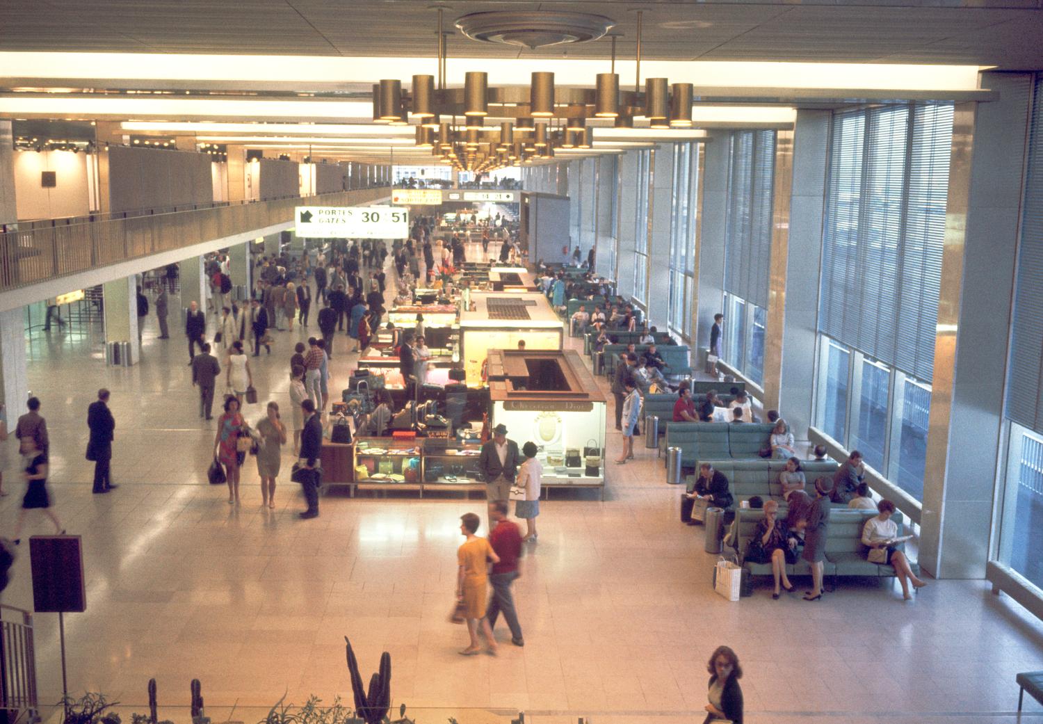 Les Installations terminales, Orly 4 dans les années 1960