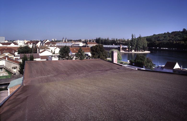 piscine : bassin couvert, bassin découvert, tank à ramer