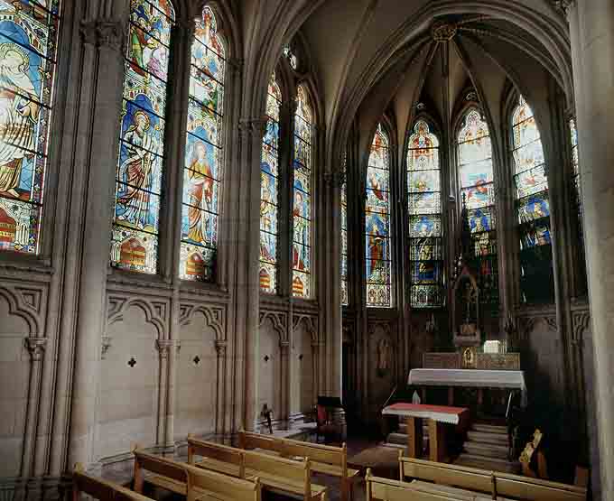 Ensemble de 14 verrières - Chapelle de l'Hôtel Bourbon-Condé