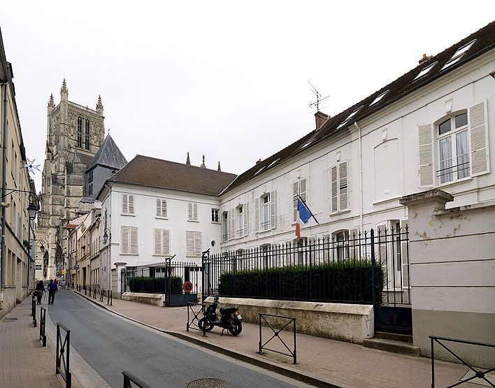 hôtel Prévost de Longpérier, actuellement sous-préfecture