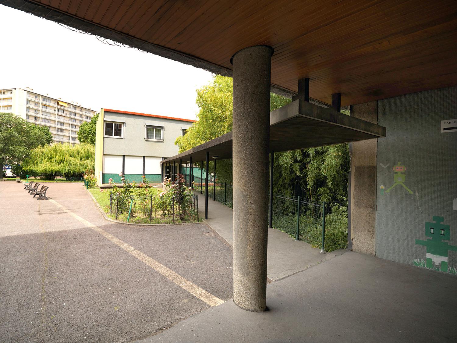 Les lycées parisiens de Jean-Claude Dondel et Roger Dhuit