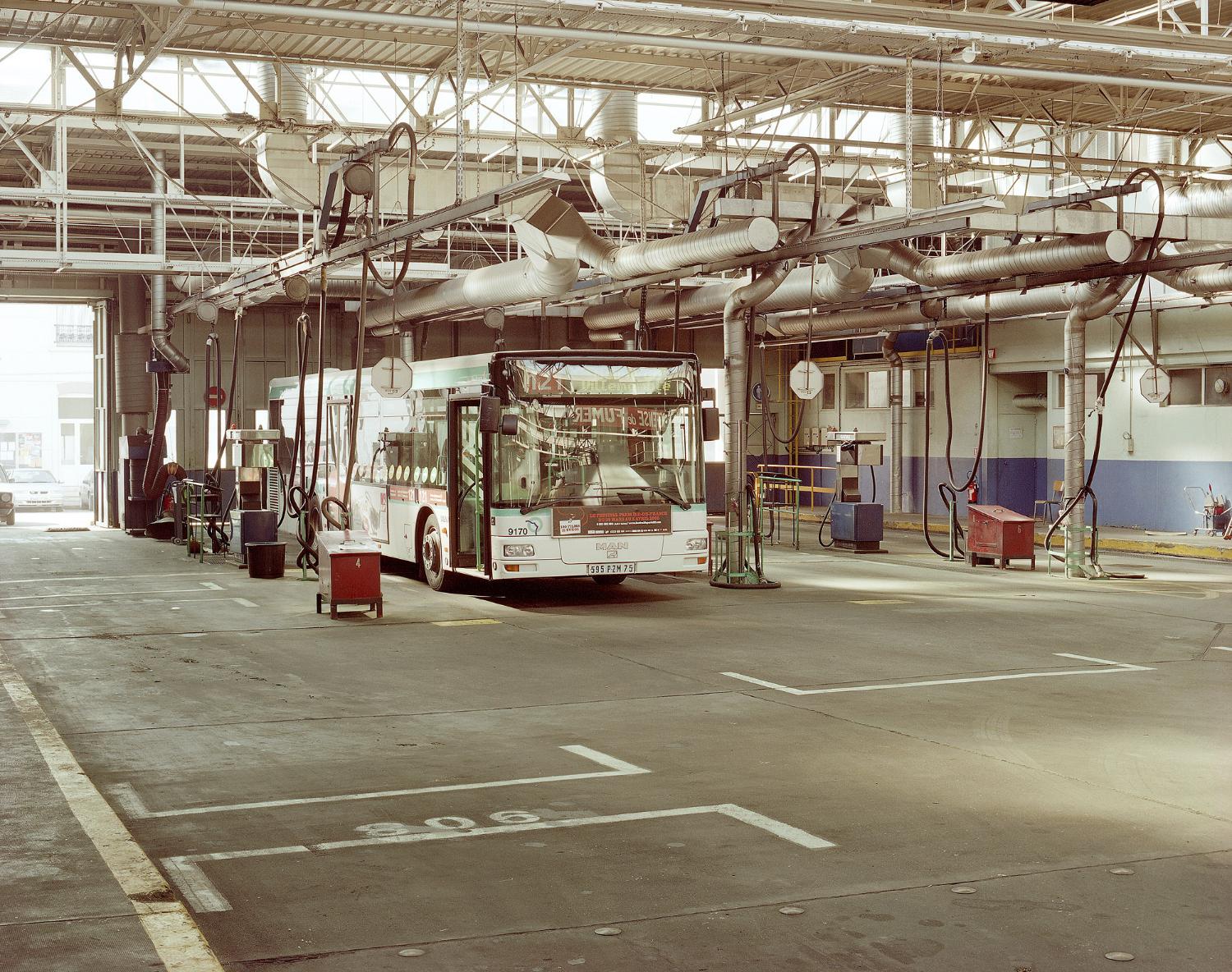 Dépôt de bus de la STCRP, puis de la RATP, appelé dépôt Floréal