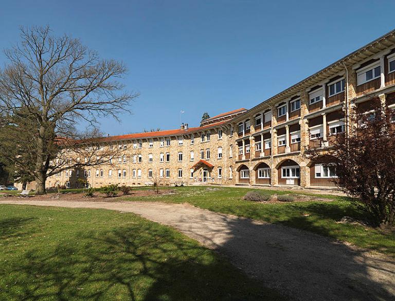 sanatorium dit sanatorium de Bligny, puis centre médical de Bligny, actuellement centre hospitalier de Bligny