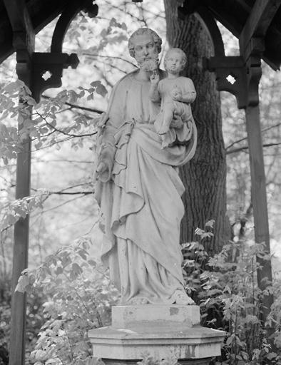 statue : Saint Joseph