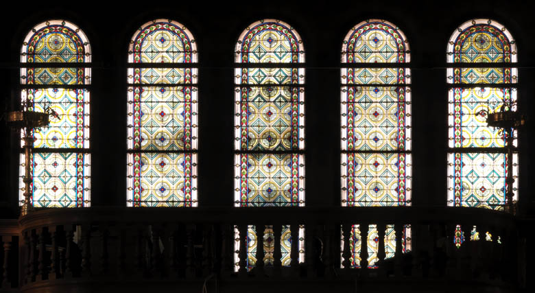 Ensemble de 7 verrières - Chapelle de l'Hôpital Saint-Joseph (ancienne chapelle des Sœurs de Saint-Vincent-de-Paul)