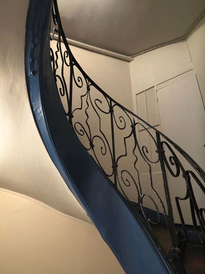 rampe d'appui, escalier de la maison à porte bâtarde (non étudié)