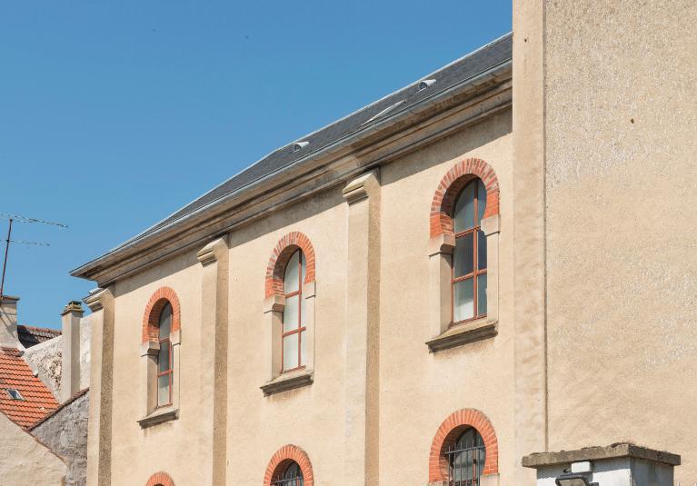 Ancienne synagogue, aujourd'hui centre d'art et musée André Planson