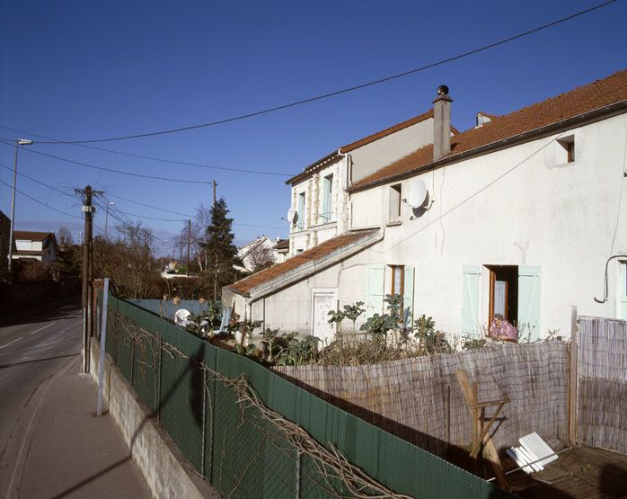 les immeubles, maisons et fermes du canton d'Andrésy