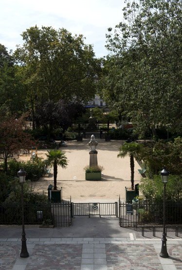 Square de Montrouge, actuellement square Ferdinand-Brunot et square de l'Aspirant-Dunand.