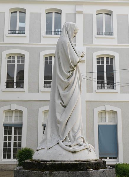 statues : Saint Joseph portant l'enfant Jésus, Vierge de l'Apocalypse