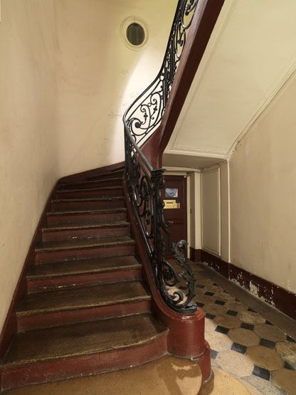 rampe d'appui, escalier de la maison à porte cochère (non étudié)