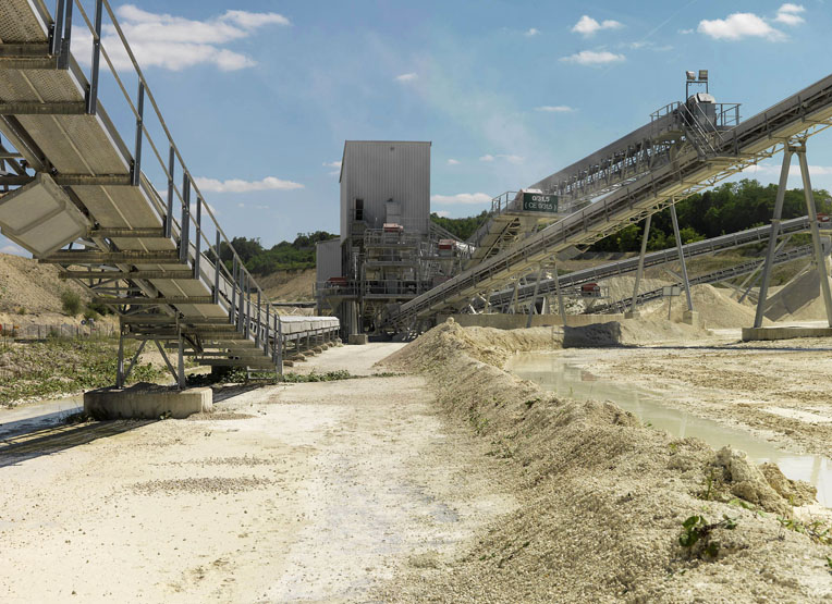 Écuelles - Carrière de Charmoy, puis carrière de calcaire industriel Piketty frères